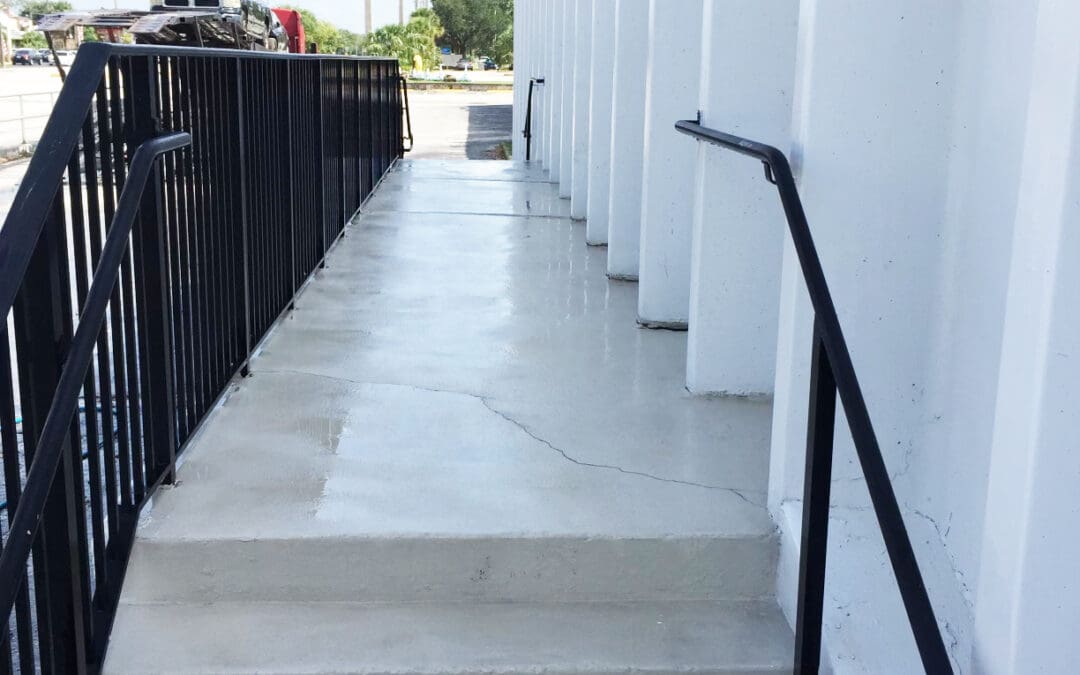 What South Florida Homeowners Need to Know About Exterior Cleaning and Maintenance